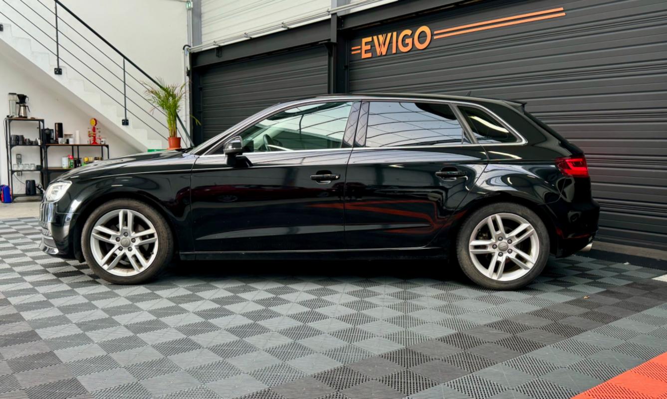 Audi A3 - SPORTBACK 2.0 TDI 150 AMBITION LUXE S-TRONIC