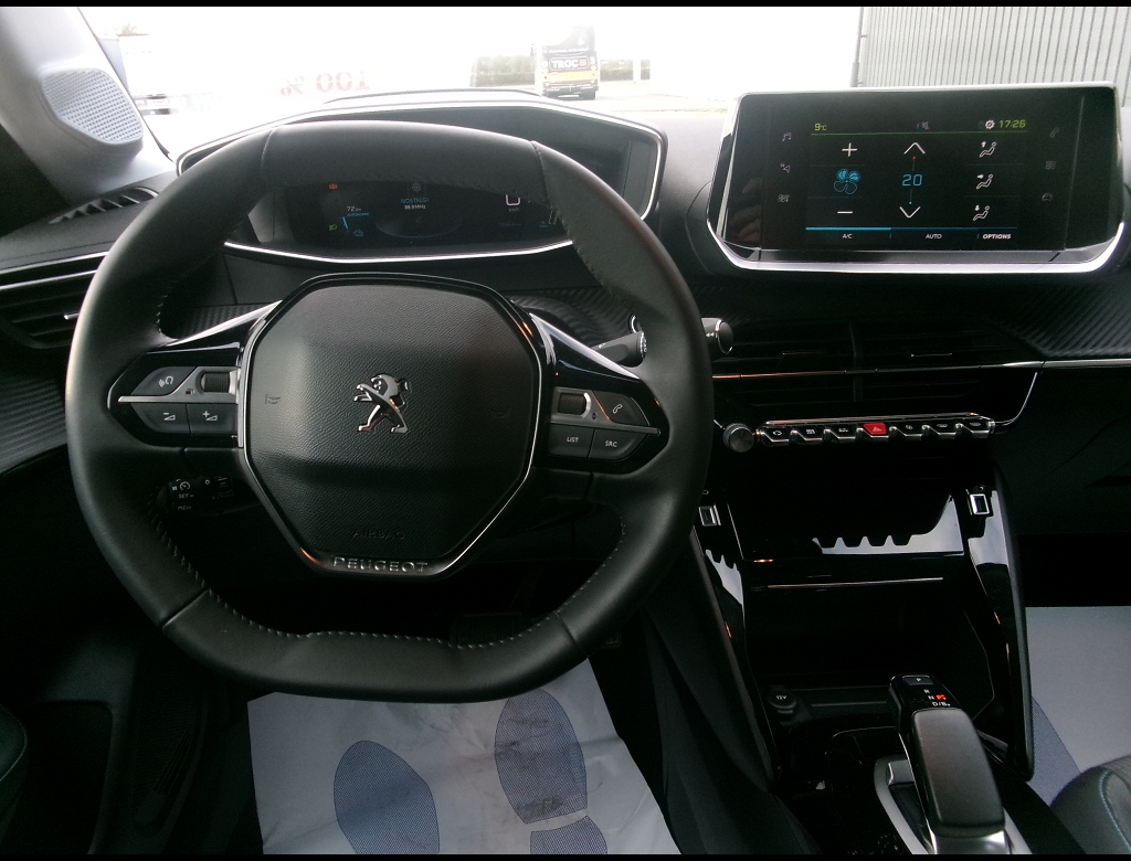 Peugeot 208 - ALLURE PACK