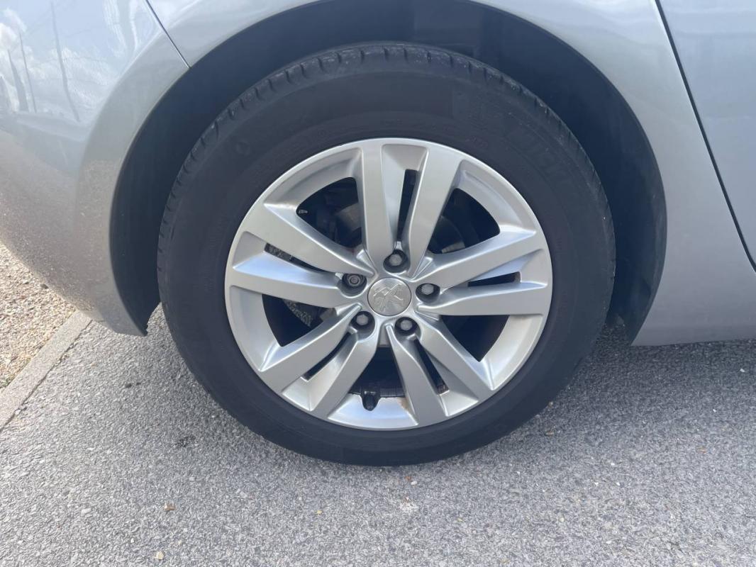 Peugeot 308 - II 1.2 PURETECH 110 S&amp;S ACTIVE