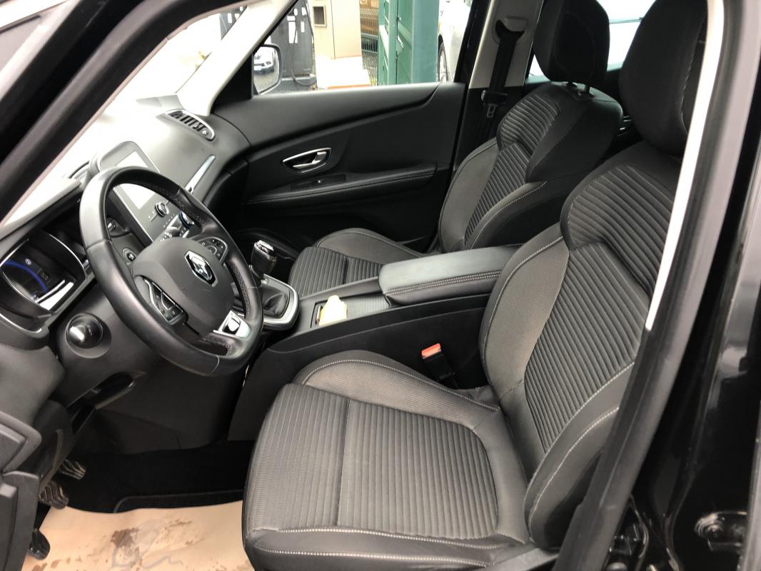 Renault Grand Scénic - GD IV BLUE DCI 120 BUSINESS 7PLACES