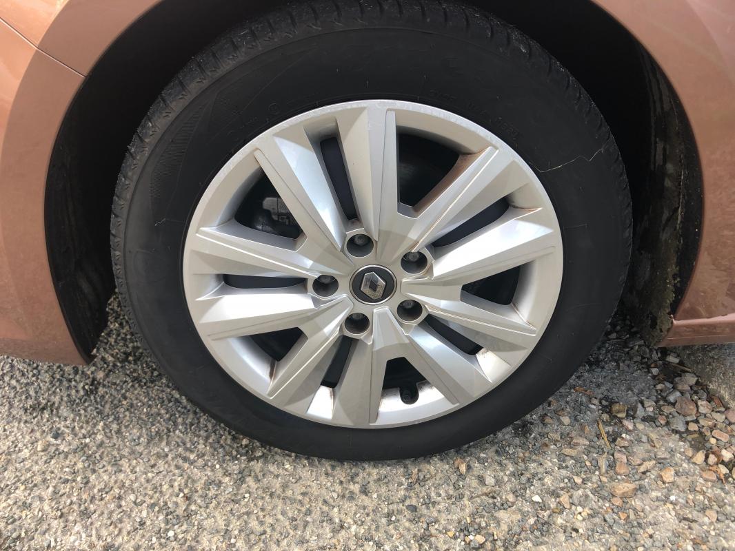 Renault Mégane - IV BLUE DCI 115 BUSINESS EDC