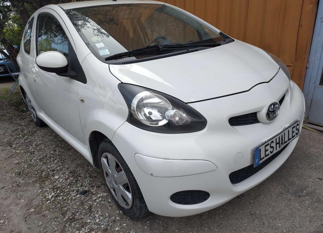 Toyota Aygo - 1.0 VVTI CONFORT